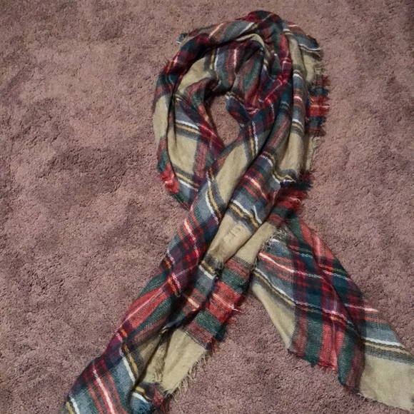 Accessories - Plaid blanket scarf